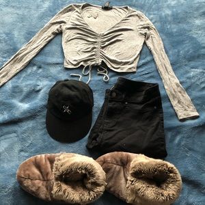 Forever 21 - Cinched Gray Long Sleeve Crop Top